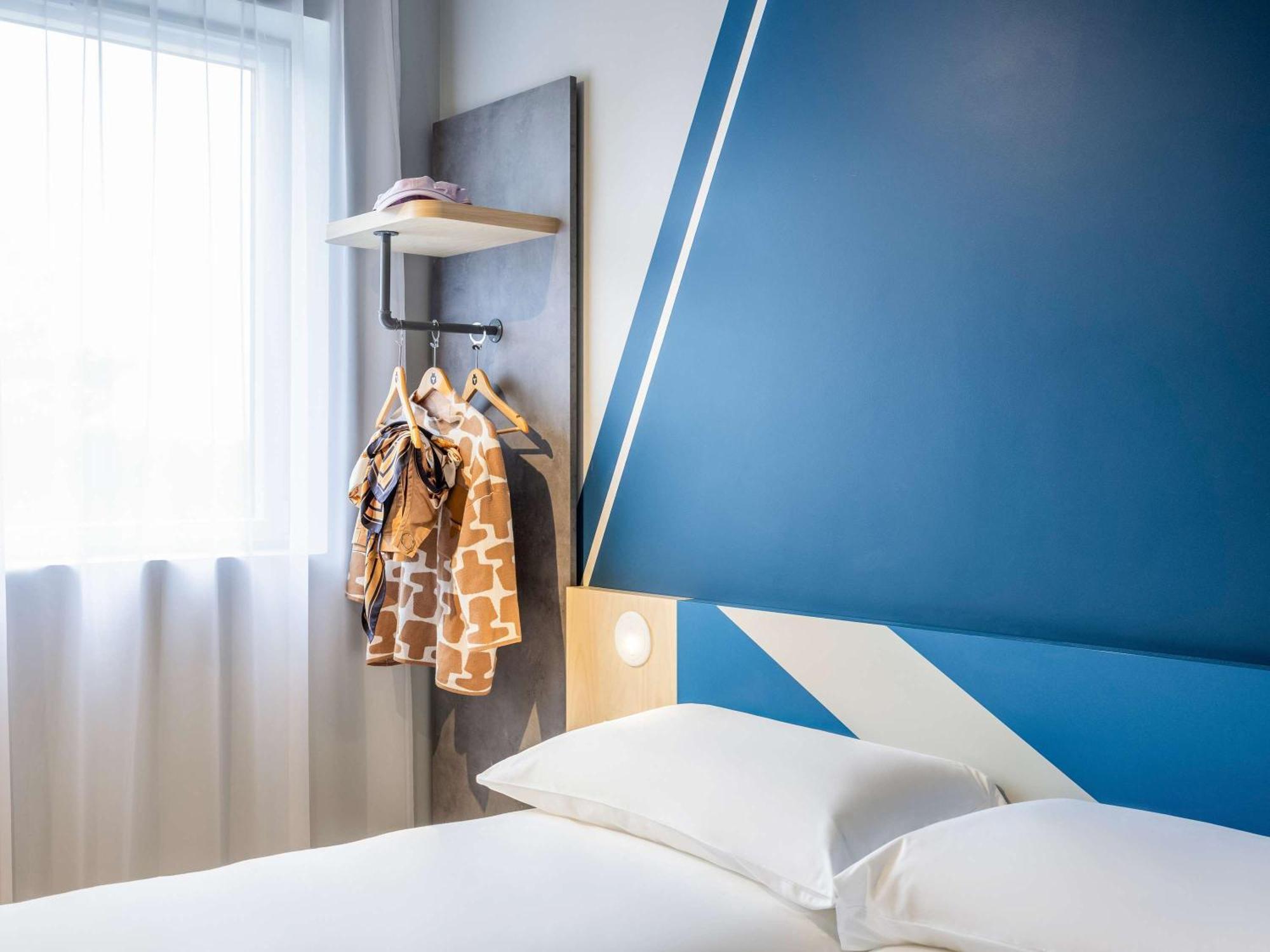 Ibis Budget Arlon Porte Du Luxembourg Exterior photo
